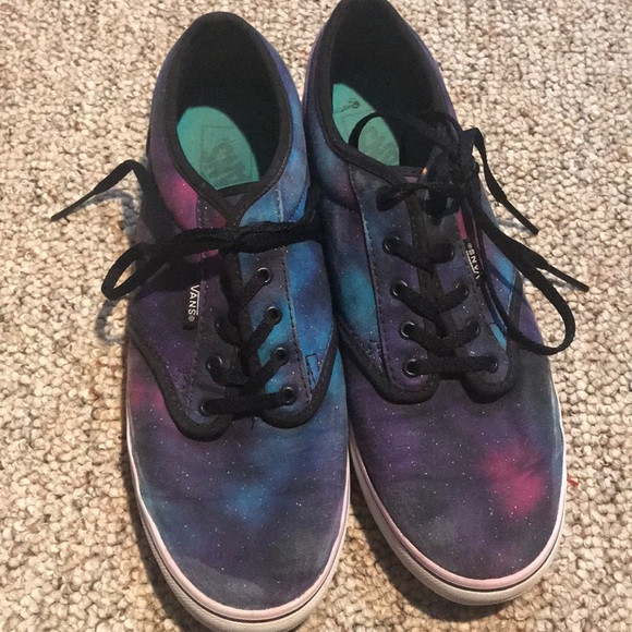 vans outer space shoes
